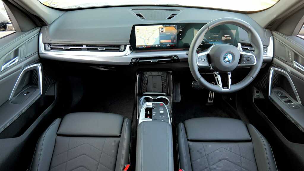 BMW iX1 150Kw Edrive20 M Sport 65Kwh 2025 Silver #4
