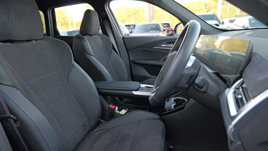 BMW iX1 Suv Blue #13