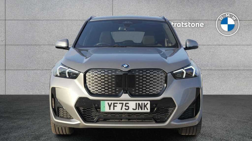 BMW iX1 Suv Blue #18