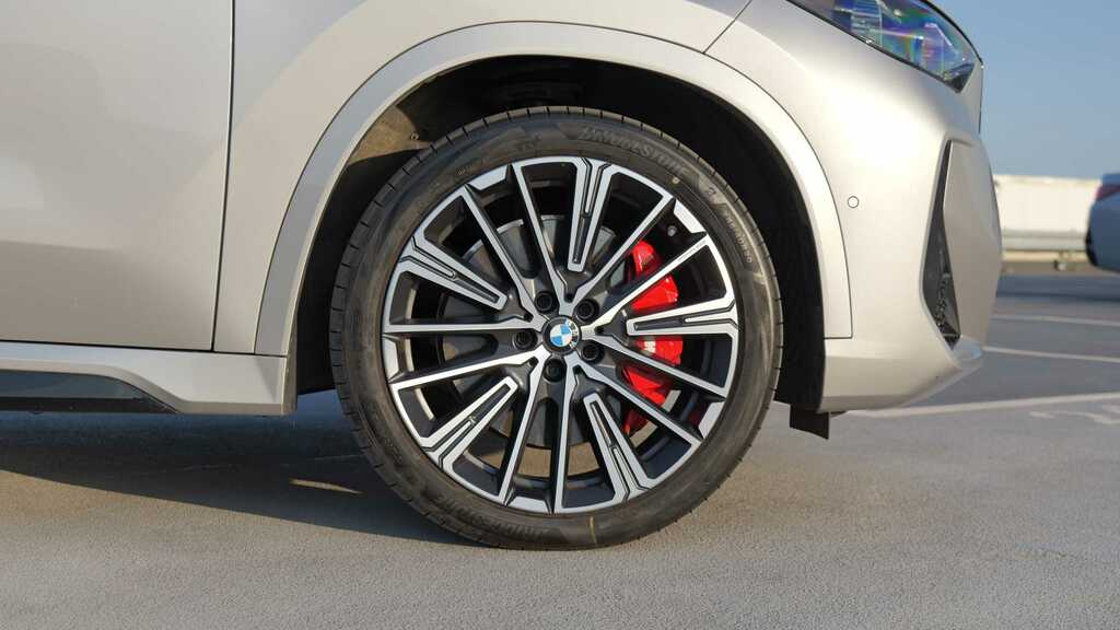 BMW iX1 Suv Blue #16