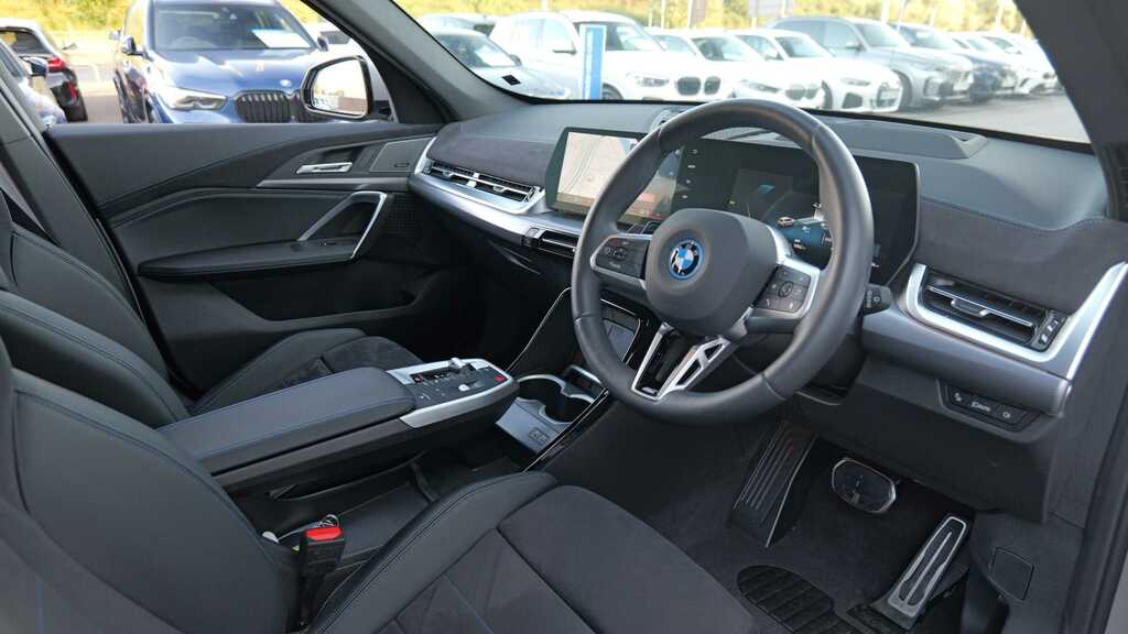 BMW iX1 150Kw Edrive20 M Sport 65Kwh Techpro 2 Silver #6