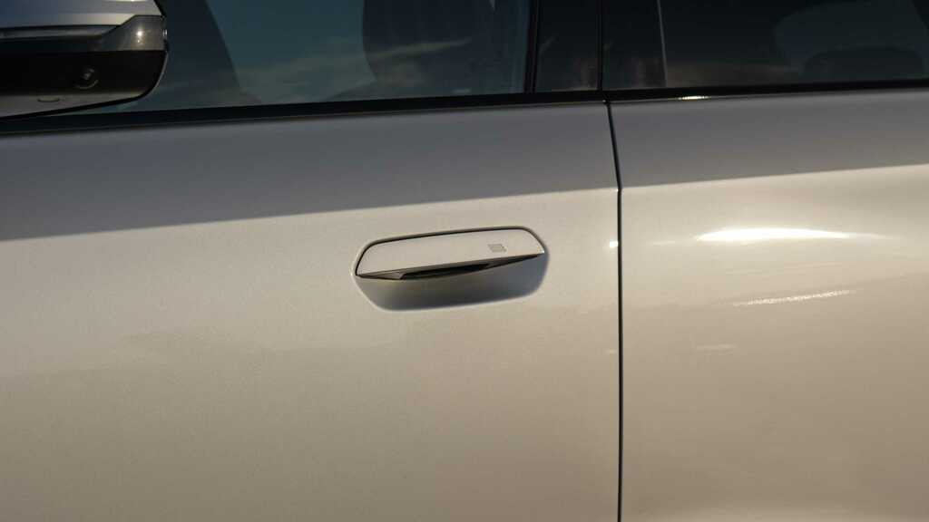 BMW iX1 Suv Blue #23