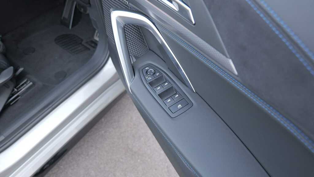 BMW iX1 Suv Blue #32