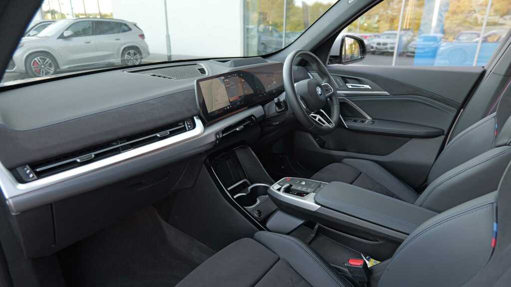 BMW iX1 Suv Blue #7