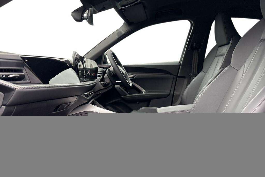 Audi Q5 Edition 1 Black #11
