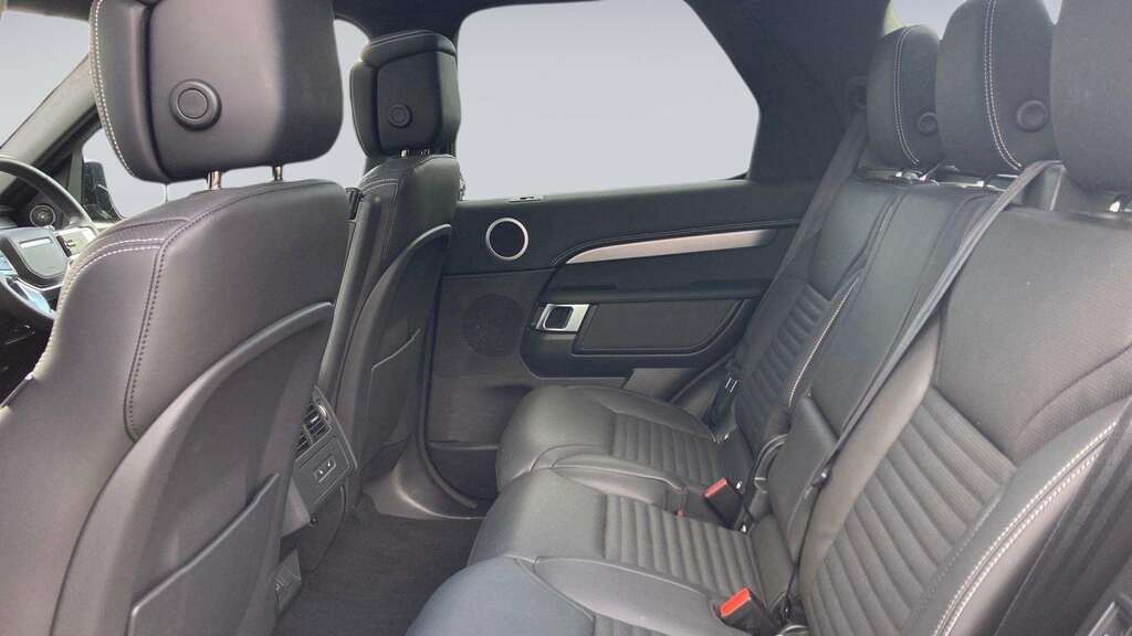 Land Rover Discovery 3.0 D350 Dynamic Hse 2025 Black #3