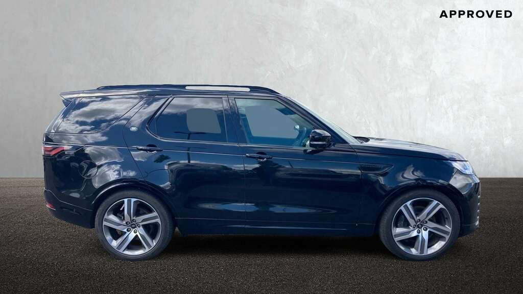 Land Rover Discovery 3.0 D350 Dynamic Hse 2025 Black #4