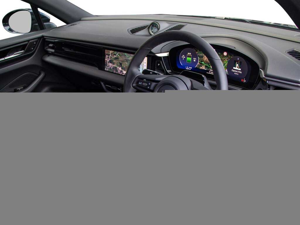 Porsche Macan 300Kw 4 100Kwh 2026 Black #2