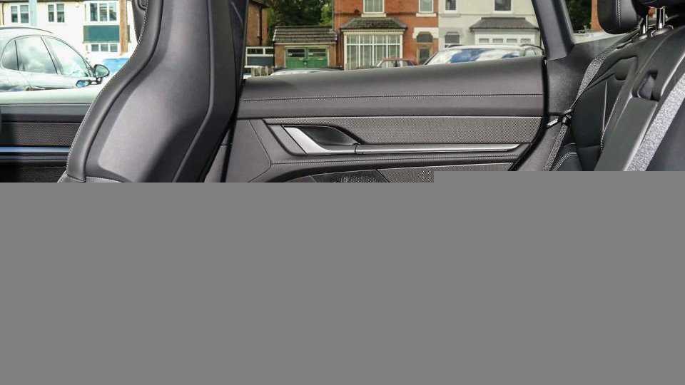 Porsche Taycan 4 Cross Turismo 2024 Black #2
