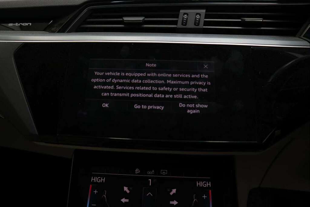 Audi E-tron 300Kw 55 Quattro 95Kwh 2019 Black #4