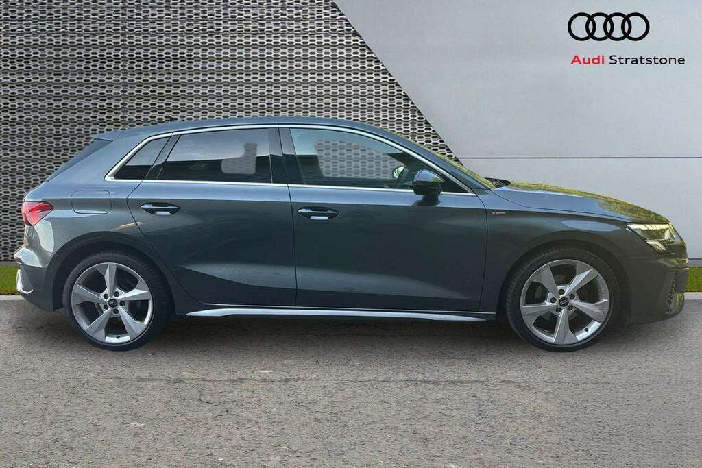 Audi A3 30 Tfsi S Line 2023 MJ23UFZ Grey #4