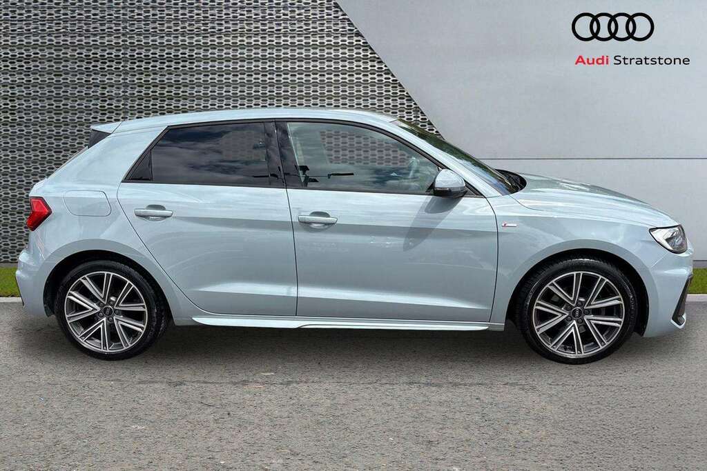 Audi A1 30 Tfsi S Line 2024 KR24VCU Grey #4