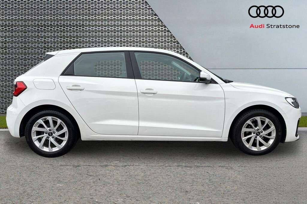 Audi A1 25 Tfsi Sport S Tronic 2023 BD73OXM White #4