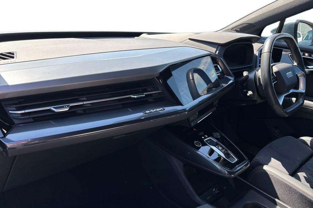 Audi Q4 E Tron 150Kw 40 82Kwh S Line 2022 Blue #2