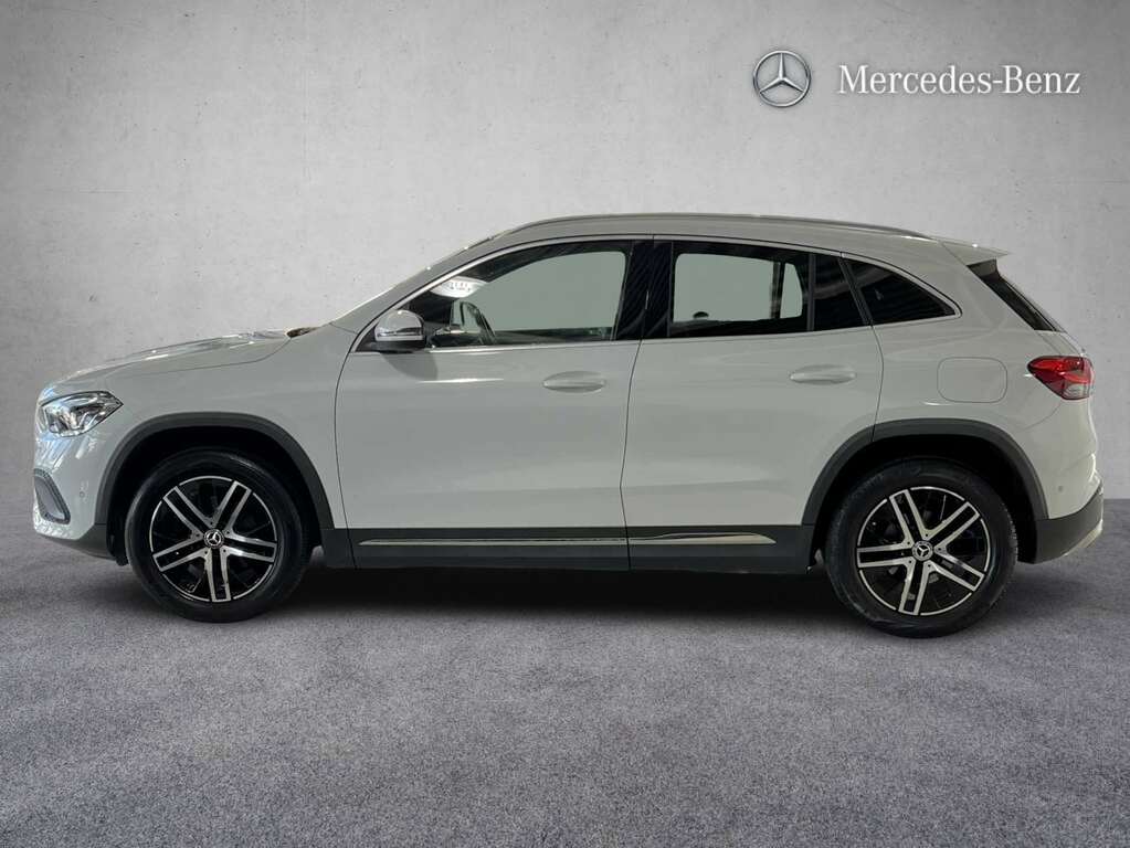 Mercedes-Benz GLA Class 200D Sport Executive 2021 SA21APW White #6