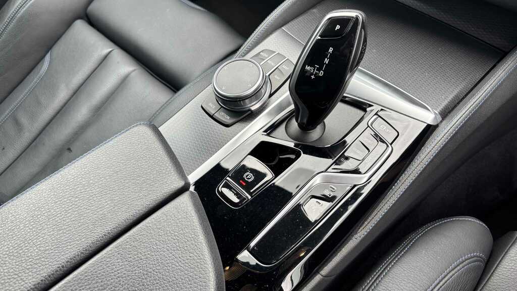 BMW 5 Series 2.0 520D Mht M Grey #8