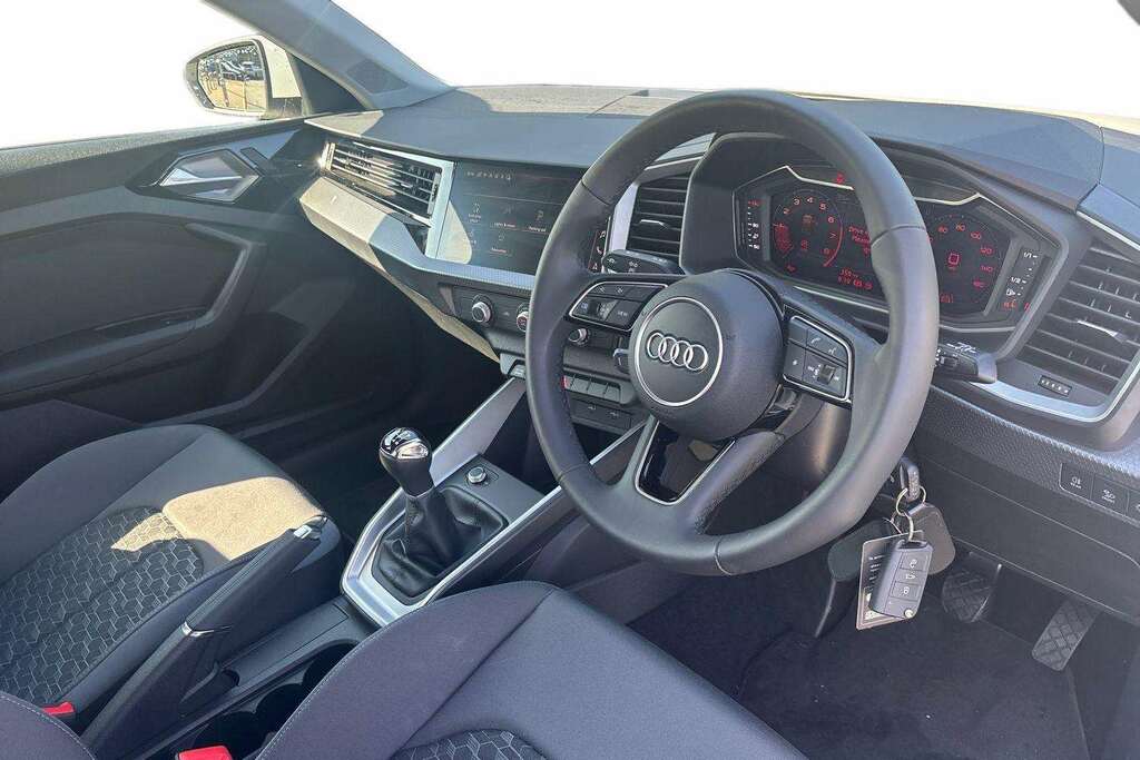 Audi A1 30 Tfsi Sport 2026 MC26XZA White #4