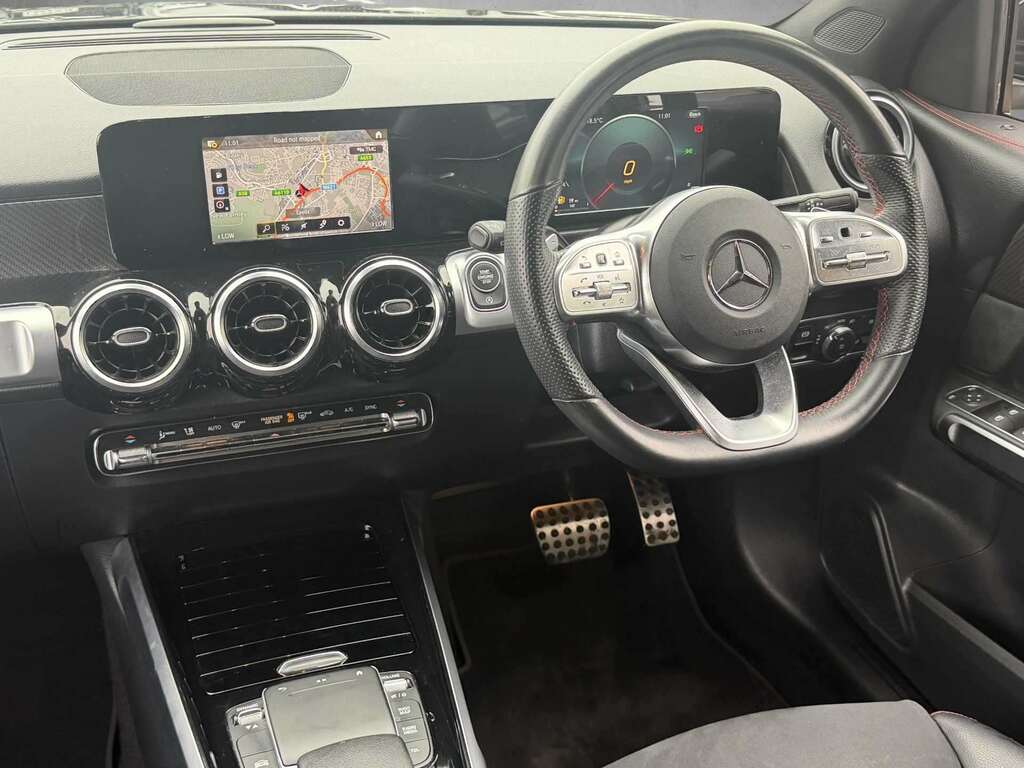 Mercedes-Benz GLB Class 200 Amg Line 7G-tronic 2022 Black #3
