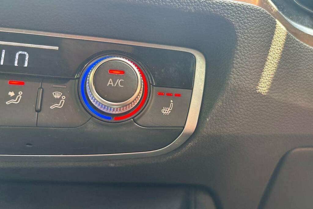 Audi Q3 Technik Blue #20