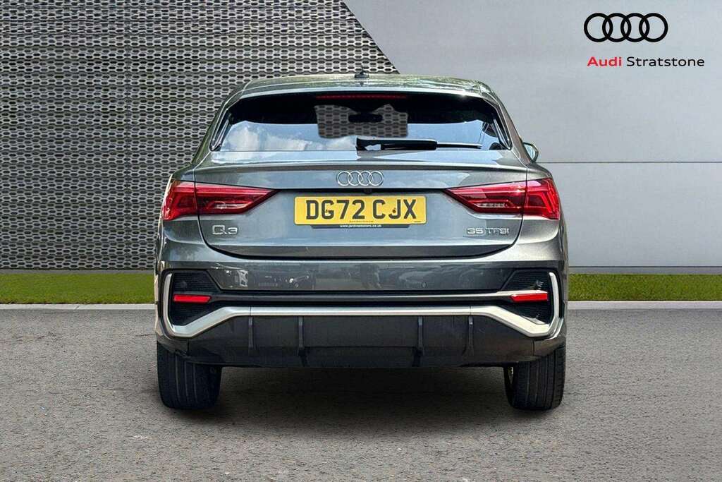 Audi Q3 35 Tfsi S Line S Tronic 2022 Grey #4