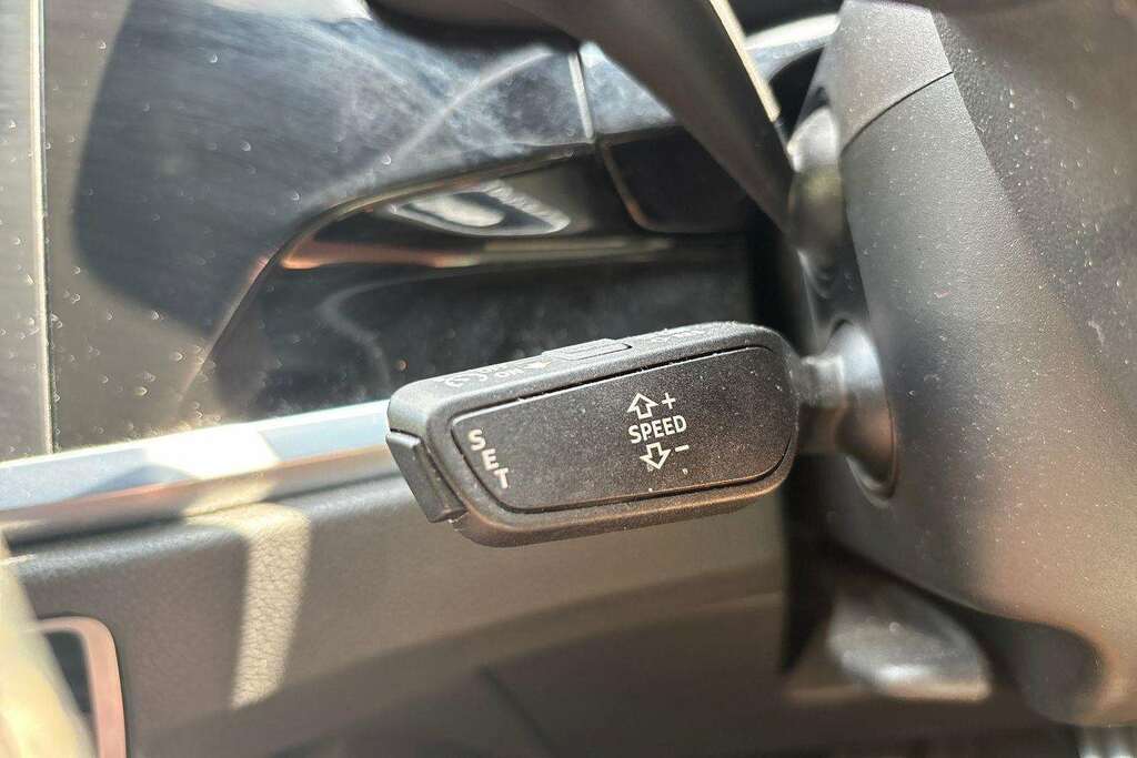 Audi Q3 Technik Blue #24