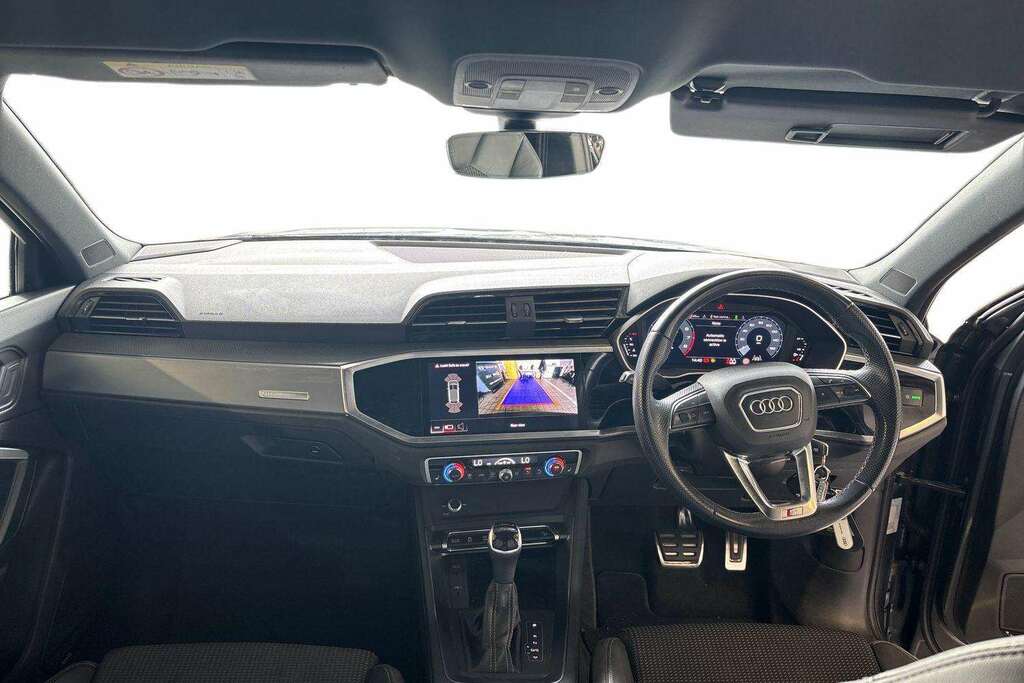 Audi Q3 Technik Blue #13