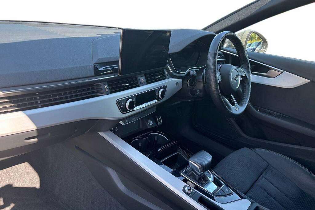 Audi A4 40 Tfsi 204 S Line S Tronic 2024 Grey
