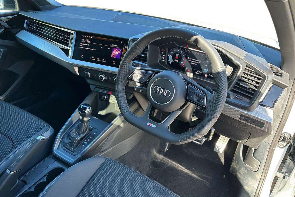 Audi A1 25 Tfsi Black Edition S Tronic 2026 DN26MVE White #6