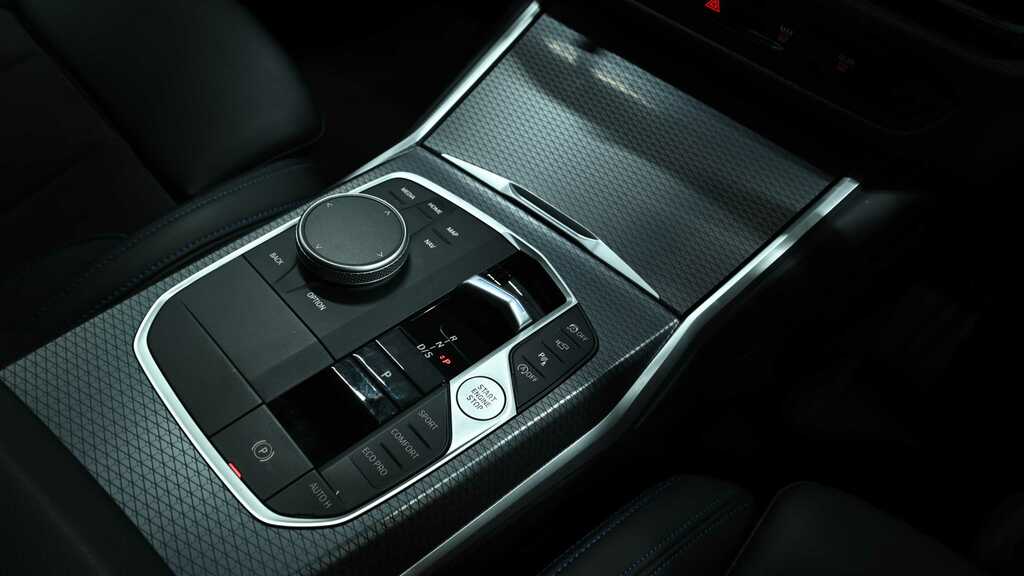 BMW 3 Series 320I M Sport Step 2024 YM24ODX White #6