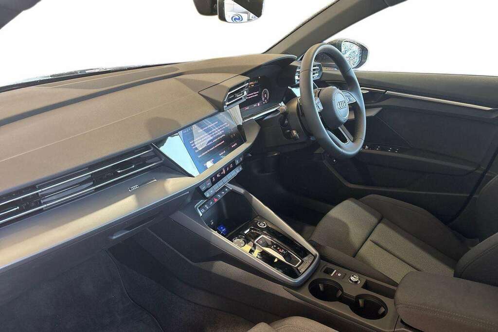Audi A3 1.5 Tfsi E 204 Sport S Tronic 2026 Grey