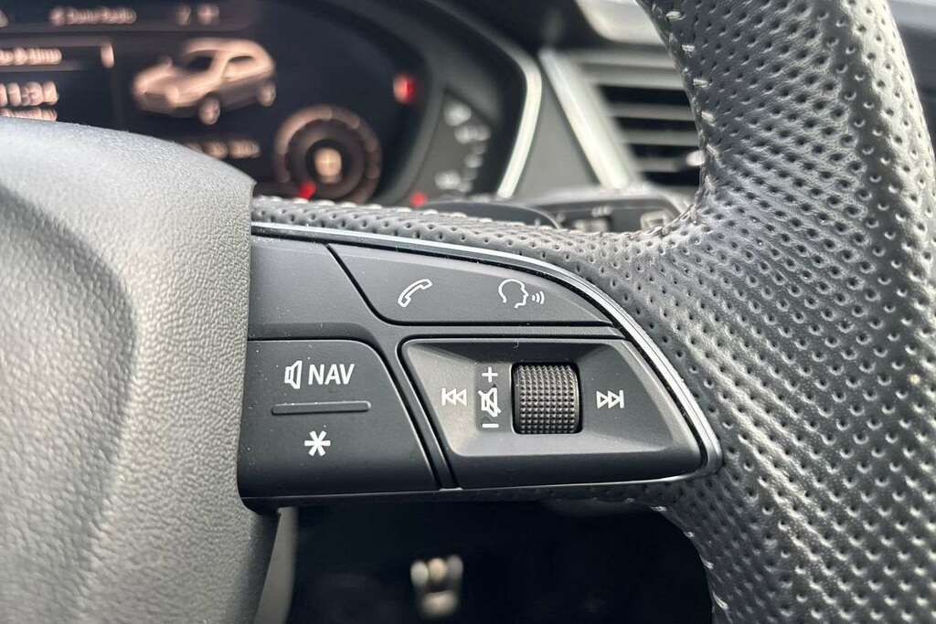 Audi Q5  Blue #17
