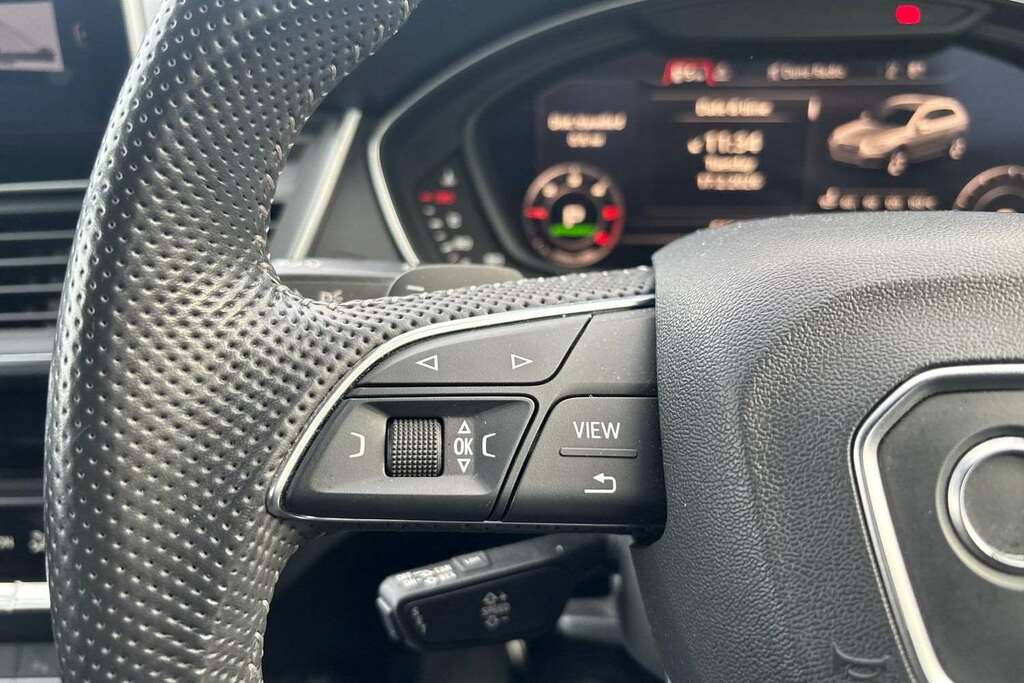 Audi Q5  Blue #16