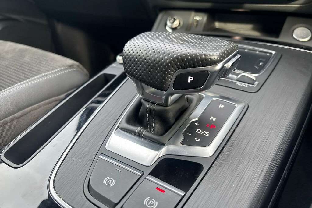 Audi Q5  Blue #15