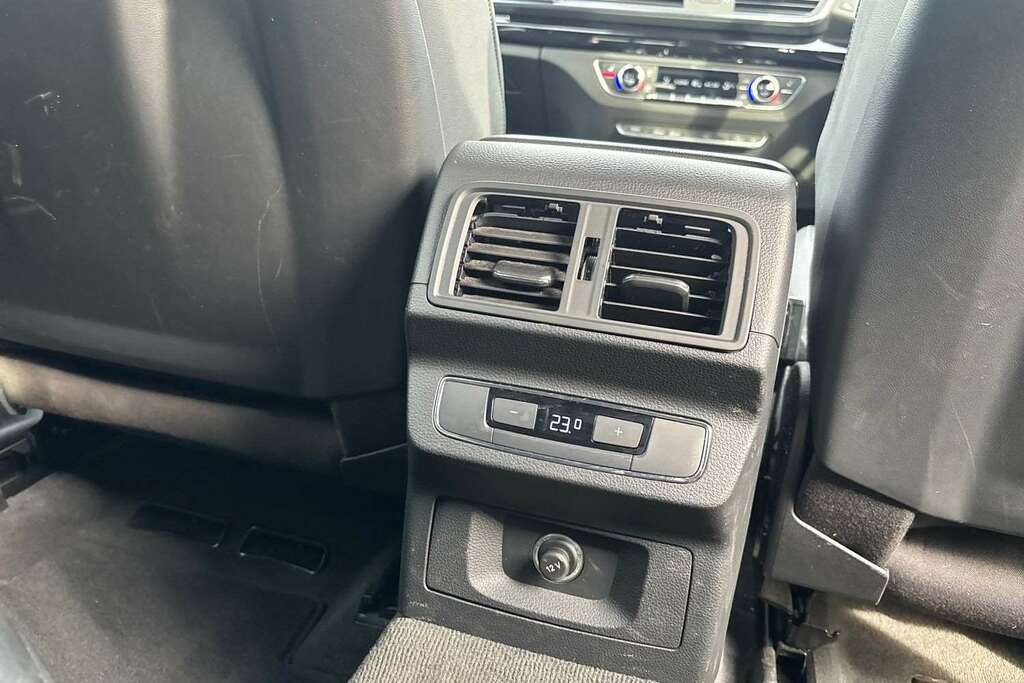 Audi Q5  Blue #23