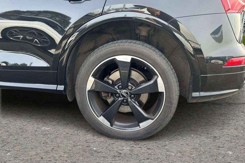Audi Q5  Blue #9