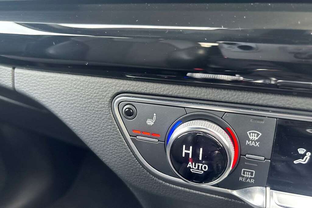 Audi Q5  Blue #28