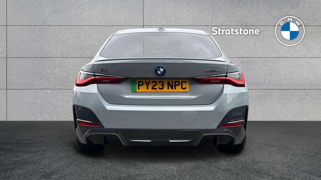 BMW i4 M50 Black #19