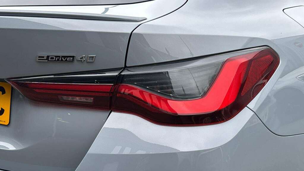 BMW i4 M50 Black #16
