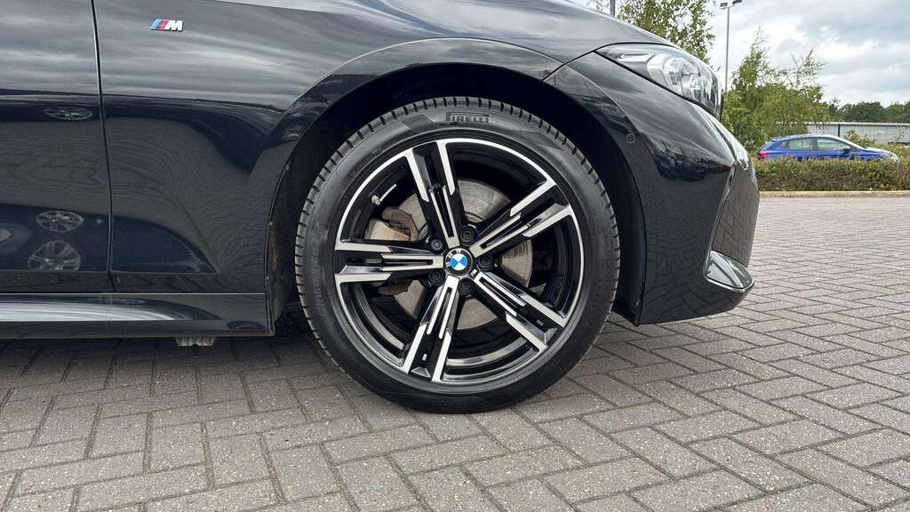 BMW 3 Series 330E 22.3 Kwh M Sport Step 2025 YG75FCV Black #4
