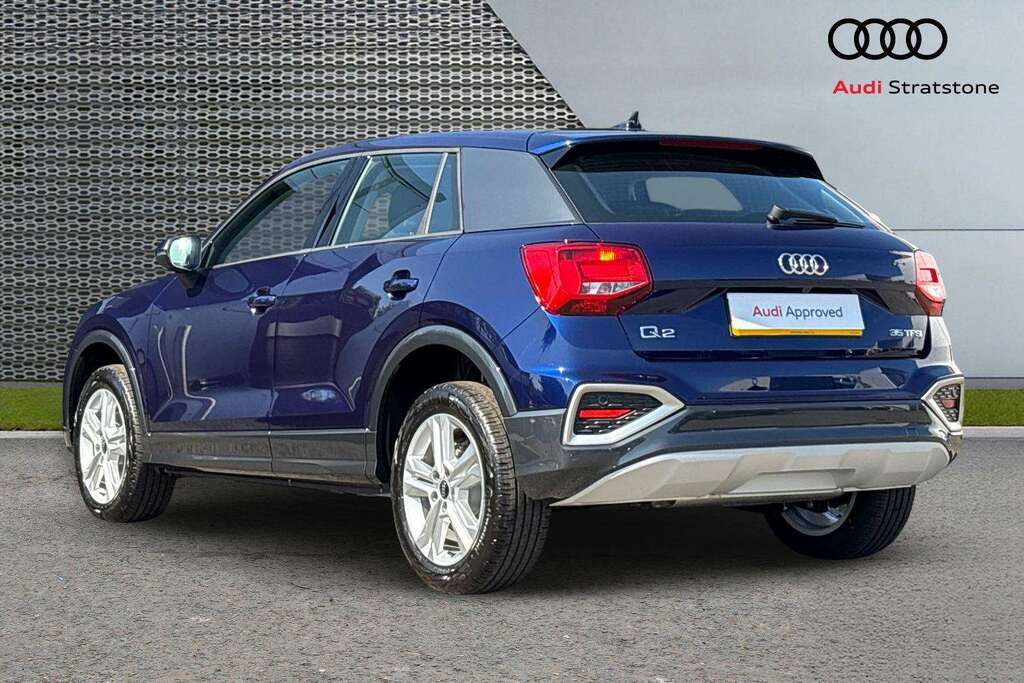 Audi Q2 35 Tfsi Sport S Tronic 2026 Blue #2
