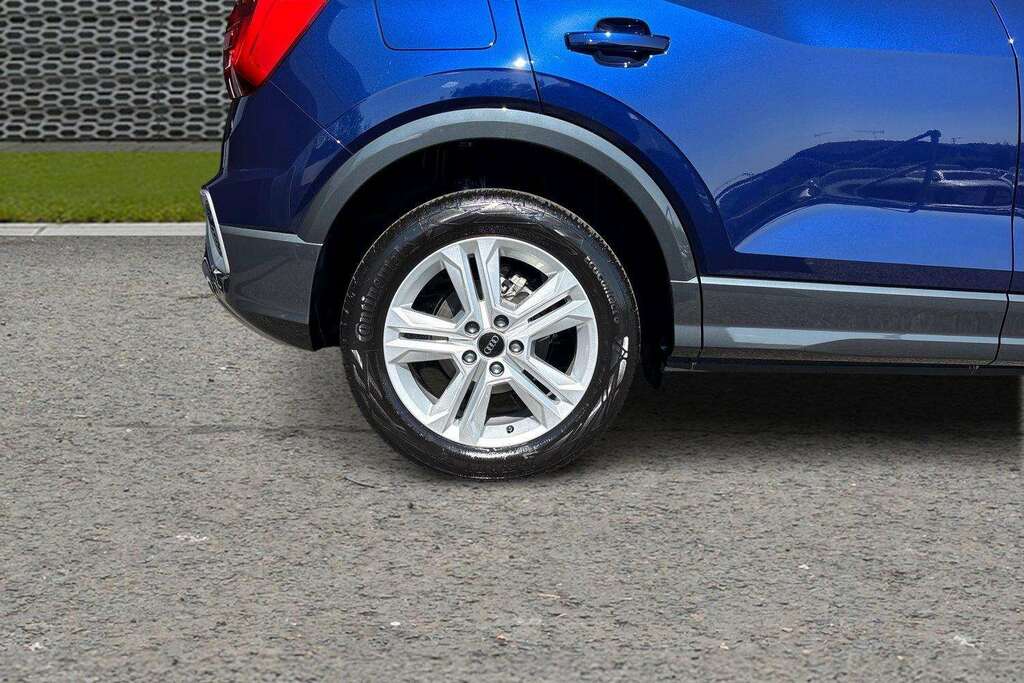Audi Q2 35 Tfsi Sport S Tronic 2026 Blue #6