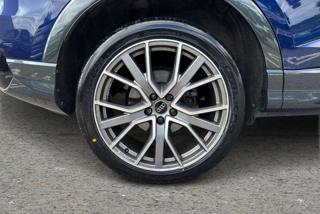 Audi Q3 Black Edition Blue #7