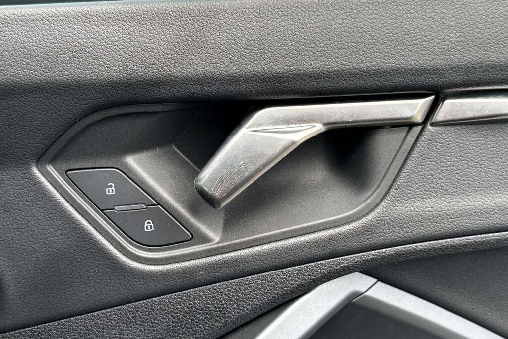 Audi Q3 Black Edition Blue #24