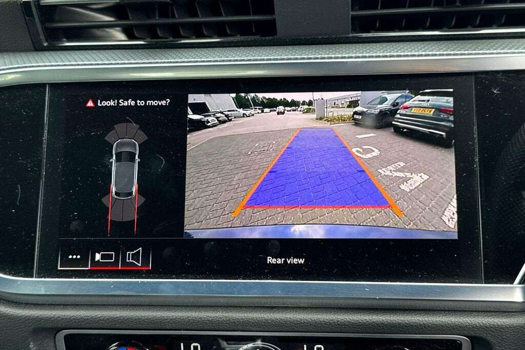 Audi Q3 Black Edition Blue #30