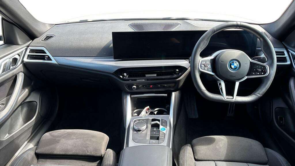 BMW i4 210Kw Edrive35 M Sport 70Kwh 2025 YA75HHP White #4