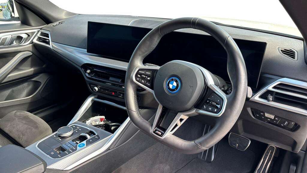 BMW i4 210Kw Edrive35 M Sport 70Kwh 2025 YA75HHP White #6