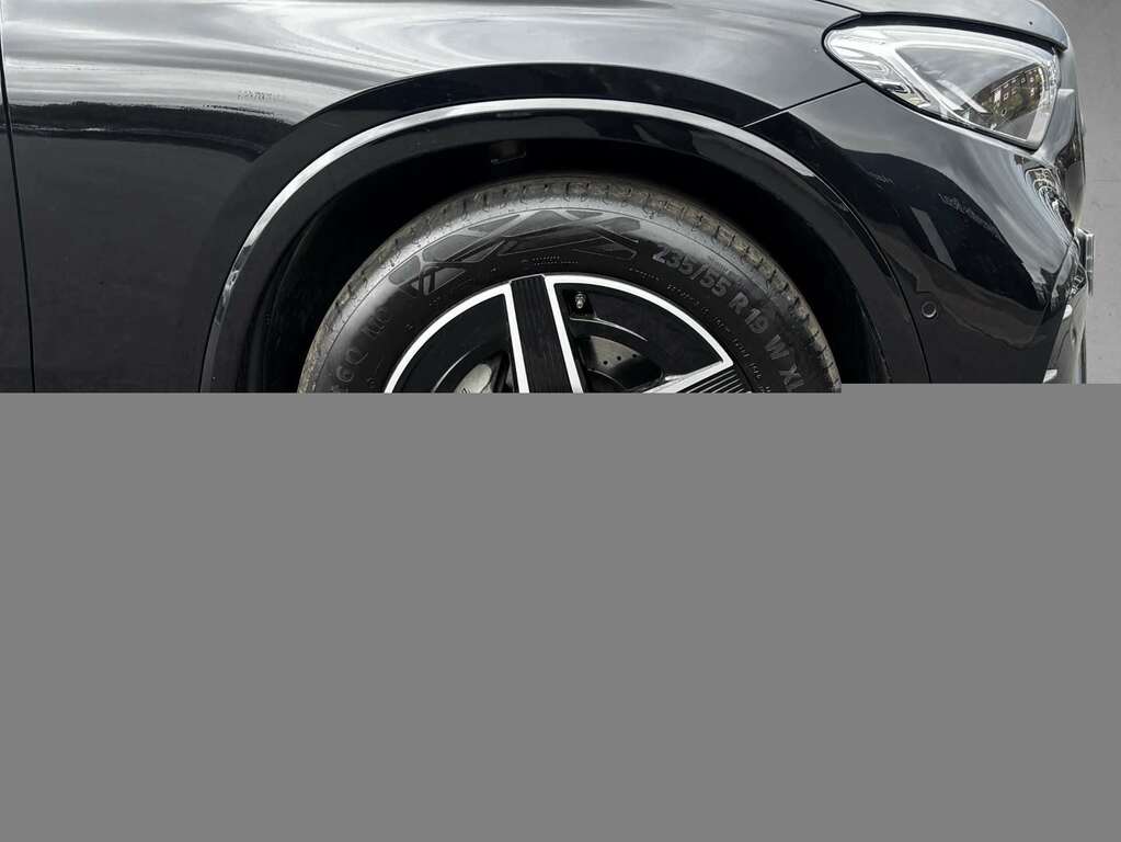 Mercedes-Benz GLC Class 220D 4Matic Amg Line 9G-tronic 2025 KN25ZVY Black #3