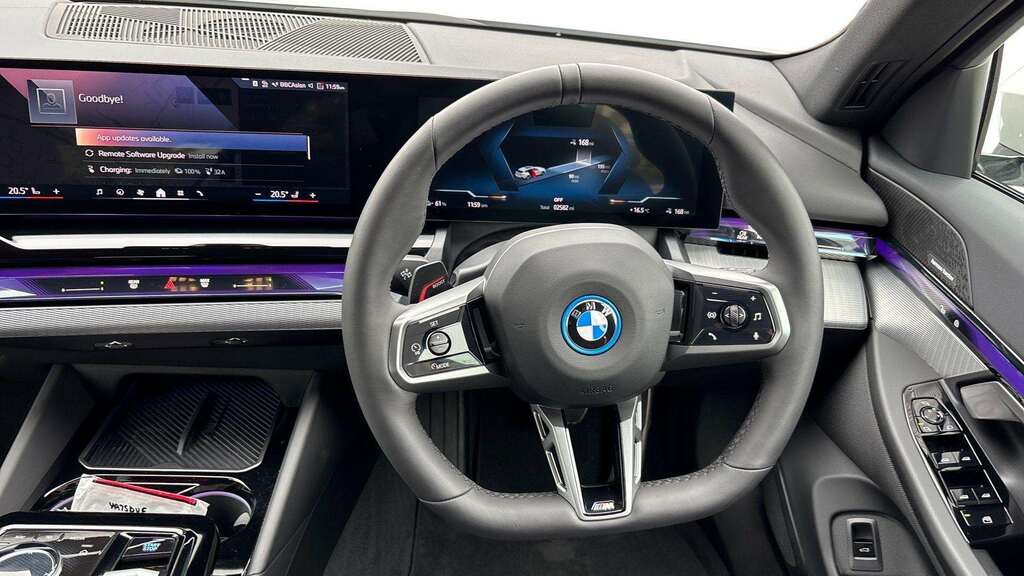 BMW i5 250Kw Edrive40 M Sport 84Kwh 2025 White #5