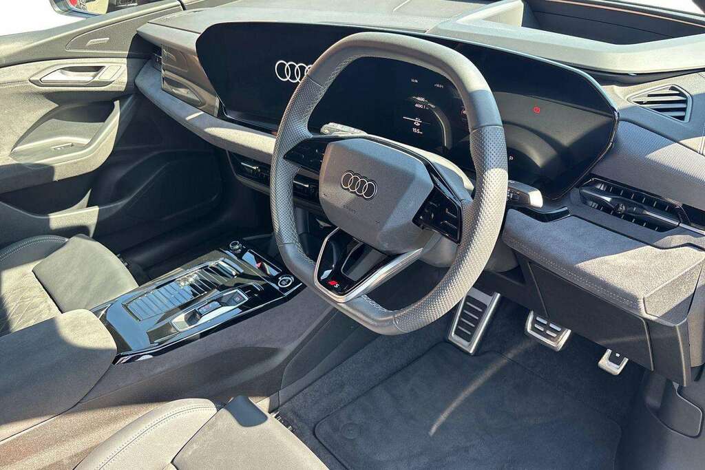 Audi Q6 E-Tron 185Kw 83Kwh Edition 1 2025 Grey #4