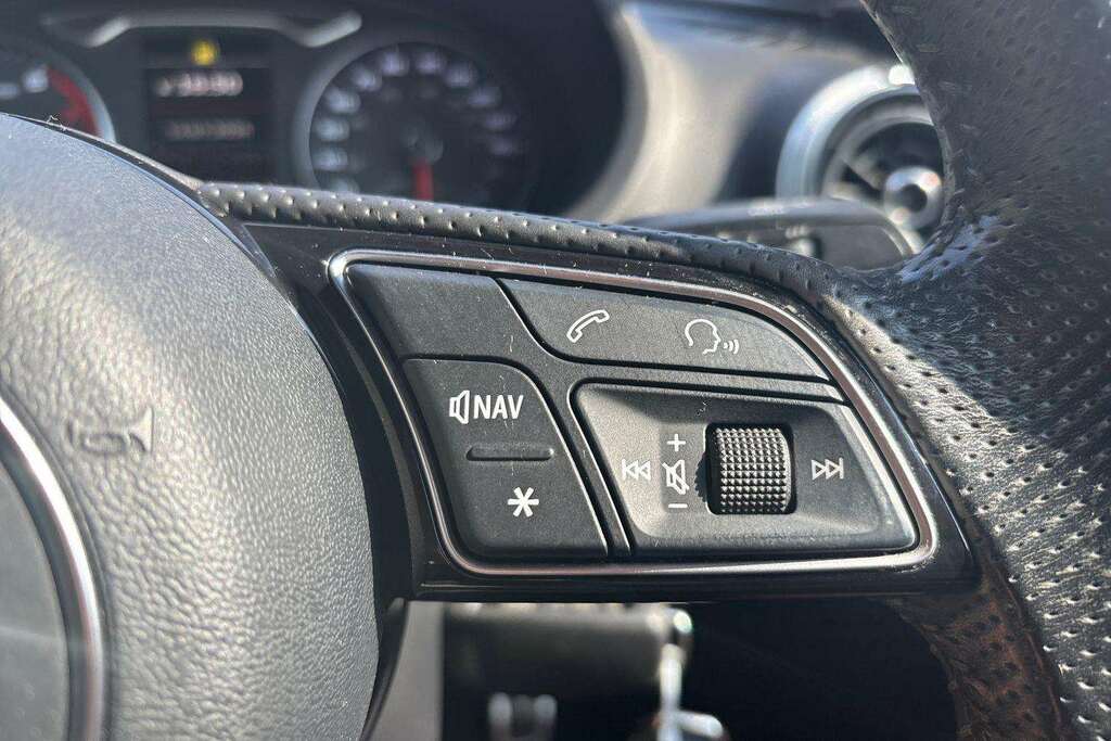 Audi A3 1.4 Tfsi S Line 2017 Black #4